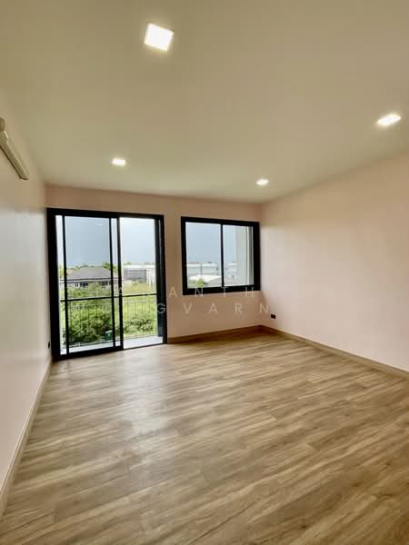 The Harmony, Bangkok, Soi Ramintra 62 Yak 1, Khan Na Yao, Khan Na Yao, Bangkok, 3 Bedrooms, 305 sqm, Townhouse For Rent, by Thananthorn Wongvarnkaseam, 500238116 - DDproperty.com