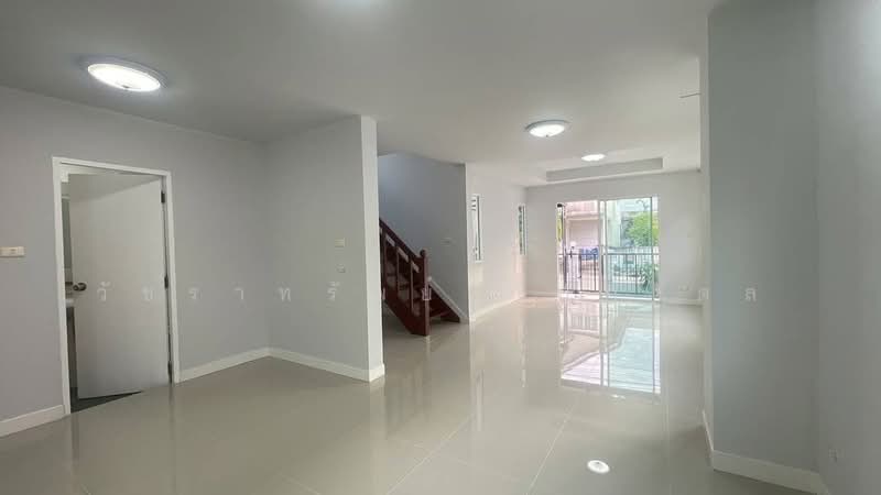 Chuan Chuen Onnut, Bangkok, Prawet, Prawet, Bangkok, 3 Bedrooms, 140 sqm, Semi-Detached House (Twin House) For Sale, by วัชราทรัพย์ ภูปภาดล, 500238124 - DDproperty.com