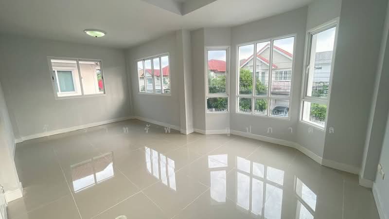 Chuan Chuen Onnut, Bangkok, Prawet, Prawet, Bangkok, 3 Bedrooms, 140 sqm, Semi-Detached House (Twin House) For Sale, by วัชราทรัพย์ ภูปภาดล, 500238124 - DDproperty.com