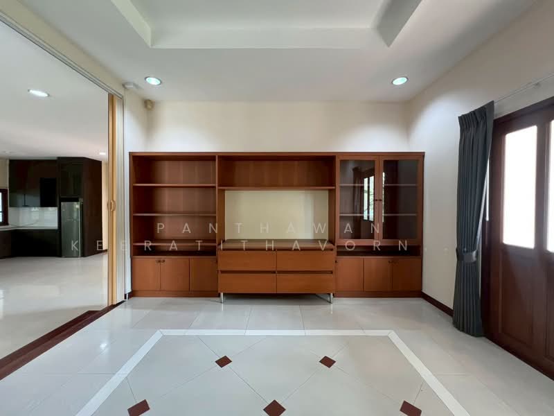 บ้านเดี่ยว 2 ชั้น บรรยากาศร่มรื่น ในซอยโยธินพัฒนา 3 เรียบด่วนรามอินทรา, กรุงเทพ, นวมินทร์, บึงกุ่ม, กรุงเทพ, 366 ตร.ม., บ้านเดี่ยว ขาย, โดย Panthawan Keeratithavornanan, 500238131 - DDproperty.com