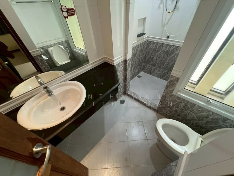 บ้านเดี่ยว 2 ชั้น บรรยากาศร่มรื่น ในซอยโยธินพัฒนา 3 เรียบด่วนรามอินทรา, กรุงเทพ, นวมินทร์, บึงกุ่ม, กรุงเทพ, 366 ตร.ม., บ้านเดี่ยว ขาย, โดย Panthawan Keeratithavornanan, 500238131 - DDproperty.com