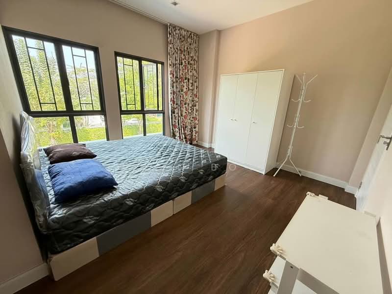 Bangkok Boulevard Tiwanon Rangsit, Pathum Thani, 109 Tiwanon Road, Bang Kadi, Muang Pathum Thani, Pathum Thani, 4 Bedrooms, 285 sqm, Single Detached House For Rent, by Khun Bow, 500238143 - DDproperty.com