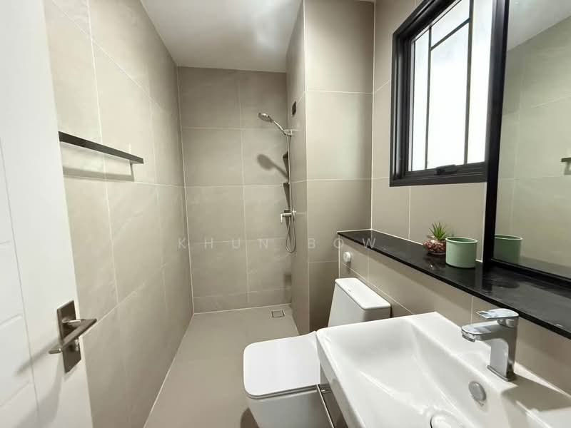 Bangkok Boulevard Tiwanon Rangsit, Pathum Thani, 109 Tiwanon Road, Bang Kadi, Muang Pathum Thani, Pathum Thani, 4 Bedrooms, 285 sqm, Single Detached House For Rent, by Khun Bow, 500238143 - DDproperty.com