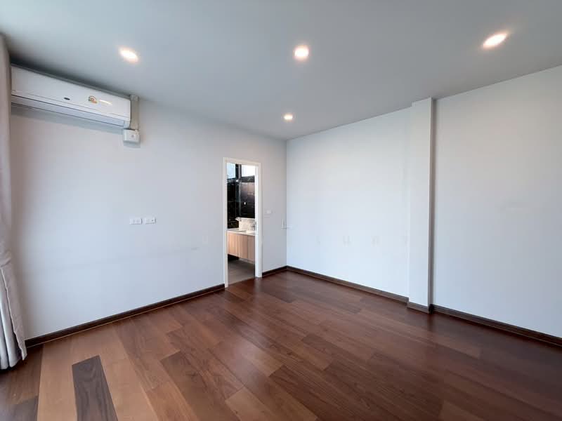 The Master Ratchapruek-Maha Chesadabodindranusorn Bridge, Nonthaburi, Yotha Thikan Road, Bang Krang, Muang Nonthaburi, Nonthaburi, 4 Bedrooms, 300 sqm, Single Detached House For Rent, by พัฒน์ วินเนอร์, 500238144 - DDproperty.com