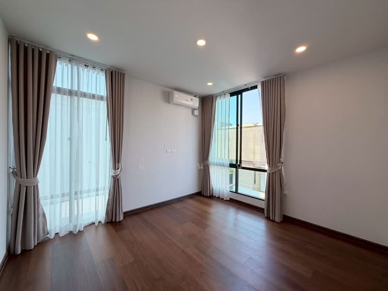 The Master Ratchapruek-Maha Chesadabodindranusorn Bridge, Nonthaburi, Yotha Thikan Road, Bang Krang, Muang Nonthaburi, Nonthaburi, 4 Bedrooms, 300 sqm, Single Detached House For Rent, by พัฒน์ วินเนอร์, 500238144 - DDproperty.com