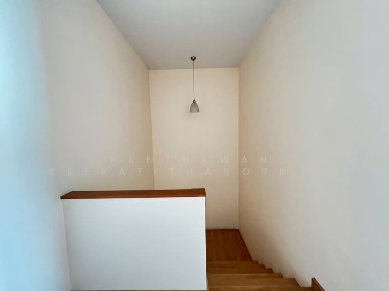 บ้านแฝด 3 ชั้น หลังมุม โยธินพัฒนา 3 ทำเลเลียบด่วนรามอินทรา, กรุงเทพ, นวมินทร์, บึงกุ่ม, กรุงเทพ, 220 ตร.ม., บ้านแฝด ขาย, โดย Panthawan Keeratithavornanan, 500238147 - DDproperty.com