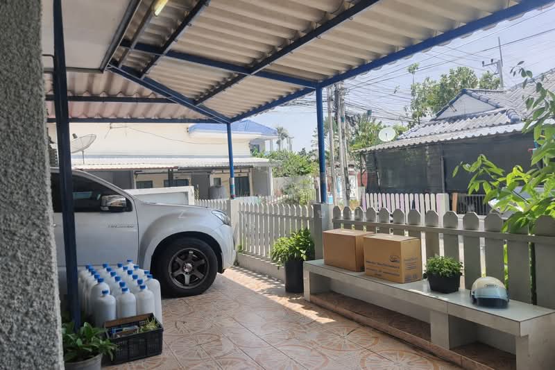 CYP211 Single-story corner townhouse in Ruen Ton Village, Na Pa, Chonburi for Sale, Chon Buri (Pattaya), Na Pa, Muang Chon Buri, Chon Buri (Pattaya), 2 Bedrooms, 80 sqm, Townhouse For Sale, by Zani ษณิ, 500238155 - DDproperty.com