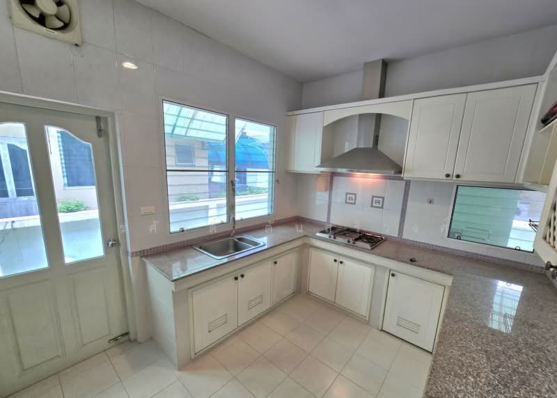 Nantawan Suanluang Rama 9, Bangkok, Chaloem Phra Kiat Rama 9, Soi 62, Dok Mai, Prawet, Bangkok, 3 Bedrooms, 301 sqm, Single Detached House For Sale, by Worrasak Tansuriwongse, 500238156 - DDproperty.com