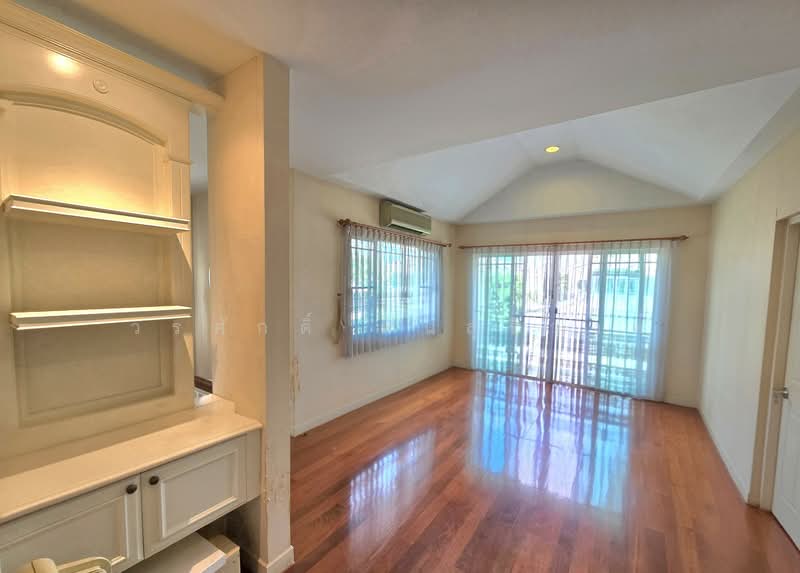 Nantawan Suanluang Rama 9, Bangkok, Chaloem Phra Kiat Rama 9, Soi 62, Dok Mai, Prawet, Bangkok, 3 Bedrooms, 301 sqm, Single Detached House For Sale, by Worrasak Tansuriwongse, 500238156 - DDproperty.com