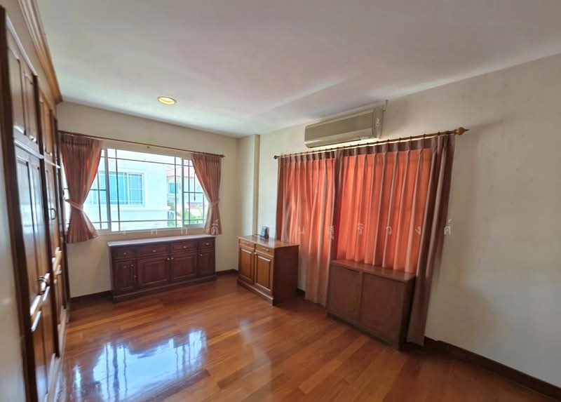 Nantawan Suanluang Rama 9, Bangkok, Chaloem Phra Kiat Rama 9, Soi 62, Dok Mai, Prawet, Bangkok, 3 Bedrooms, 301 sqm, Single Detached House For Sale, by Worrasak Tansuriwongse, 500238156 - DDproperty.com