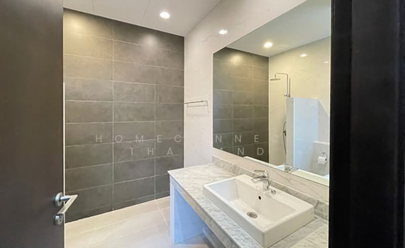 House in Sukhumvit 29, Bangkok, Khlongtoei Nua, Watthana, Bangkok, 3 Bedrooms, 400 sqm, Single Detached House For Sale, by HomeConnect Thailand, 500238200 - DDproperty.com