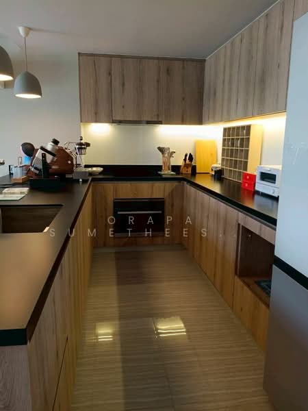 S47 Sukhumvit, Bangkok, 19 Soi Sukhumvit 47, Khlong Tan Nua, Watthana, Bangkok, 4 Bedrooms, 171 sqm, Condo For Sale, by Orapa Sumetheesirisakul, 500238208 - DDproperty.com