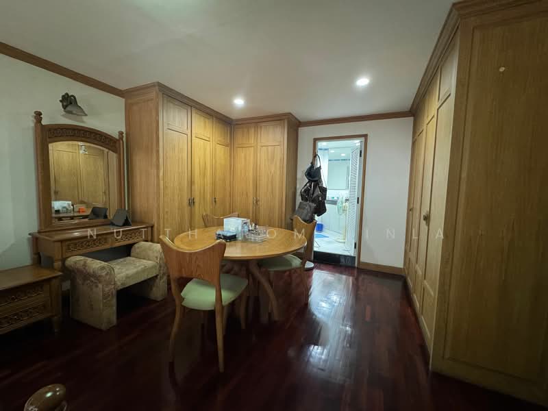 Green Peace Mansion, Bangkok, 51/15 Pradiphat Road, Samsen Nai, Phaya Thai, Bangkok, 3 Bedrooms, 138 sqm, Condo For Sale, by Nuttharom Linla, 500238235 - DDproperty.com