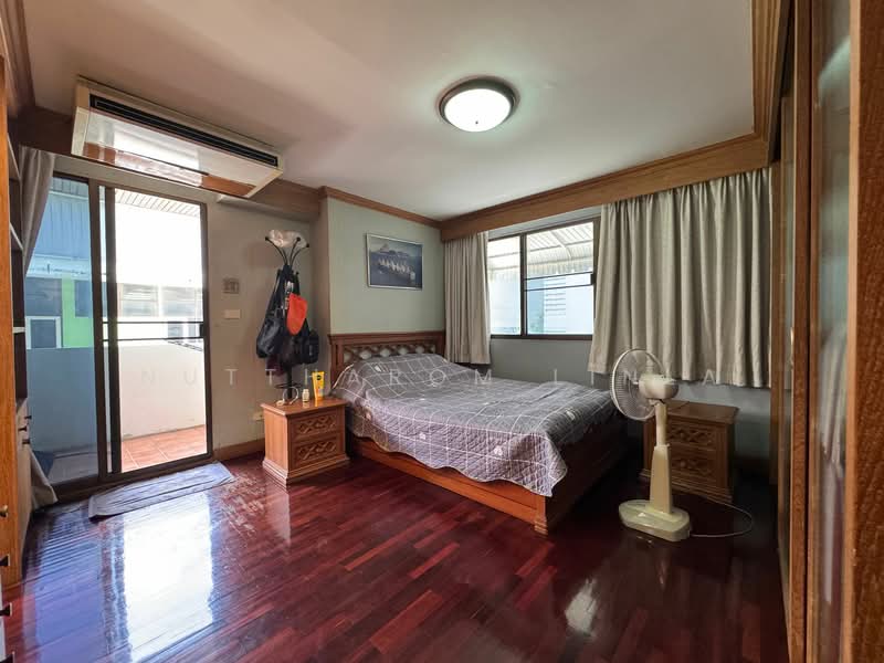 Green Peace Mansion, Bangkok, 51/15 Pradiphat Road, Samsen Nai, Phaya Thai, Bangkok, 3 Bedrooms, 138 sqm, Condo For Sale, by Nuttharom Linla, 500238235 - DDproperty.com