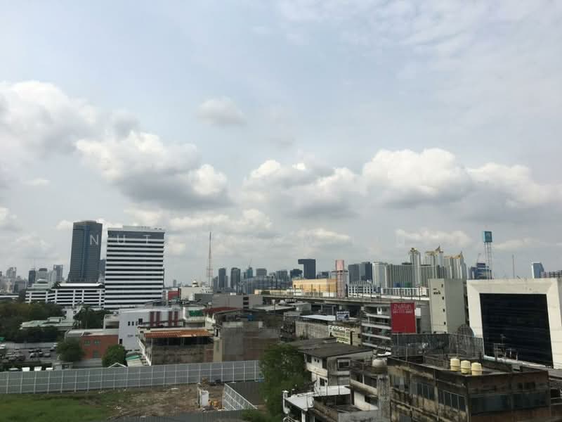 The Niche Pride Thonglor-Phetchaburi, Bangkok, New Petchaburi Road, Bang Kapi, Huai Khwang, Bangkok, 1 Bedroom, 31 sqm, Condo For Sale, by Nuttharom Linla, 500238240 - DDproperty.com