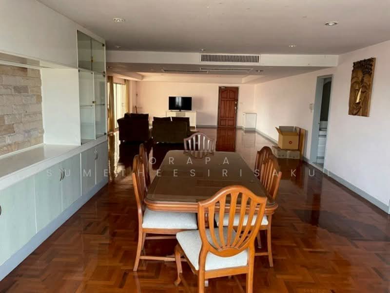 Regent On The Park 3, Bangkok, 185 Soi Sukhumvit 39 Sukhumvit Road, Khlong Tan Nua, Watthana, Bangkok, 3 Bedrooms, 242 sqm, Condo For Sale, by Orapa Sumetheesirisakul, 500238241 - DDproperty.com