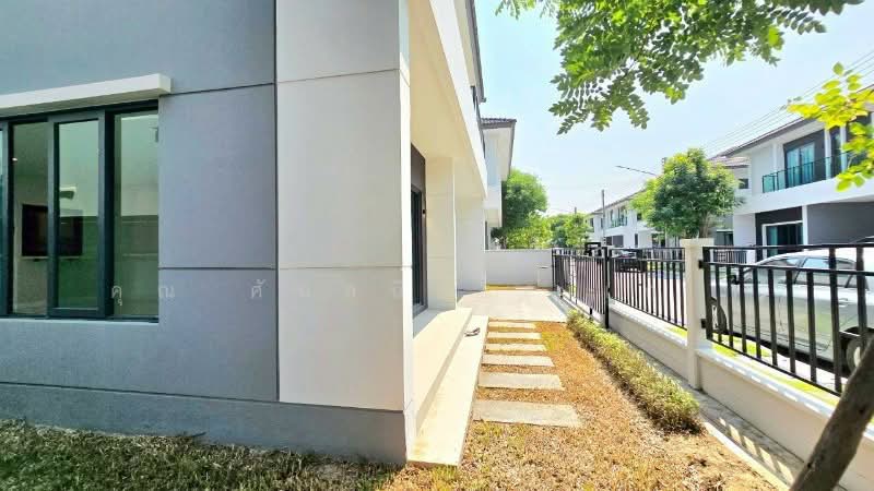 บ้านเดี่ยว เซนโทร ติวานนท์ - ศรีสมาน บ้านใหม่ ถูกสุดในโครงการ, Pathum Thani, สะพานนนทบุรี - บางบัวทอง, Bang Khu Wat, Muang Pathum Thani, Pathum Thani, 4 Bedrooms, 210 sqm, Single Detached House For Sale, by คุณ ศันสนีย์ ( เก๋ ), 500238251 - DDproperty.com