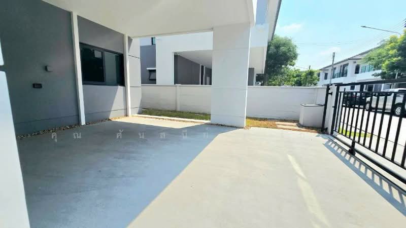 บ้านเดี่ยว เซนโทร ติวานนท์ - ศรีสมาน บ้านใหม่ ถูกสุดในโครงการ, Pathum Thani, สะพานนนทบุรี - บางบัวทอง, Bang Khu Wat, Muang Pathum Thani, Pathum Thani, 4 Bedrooms, 210 sqm, Single Detached House For Sale, by คุณ ศันสนีย์ ( เก๋ ), 500238251 - DDproperty.com