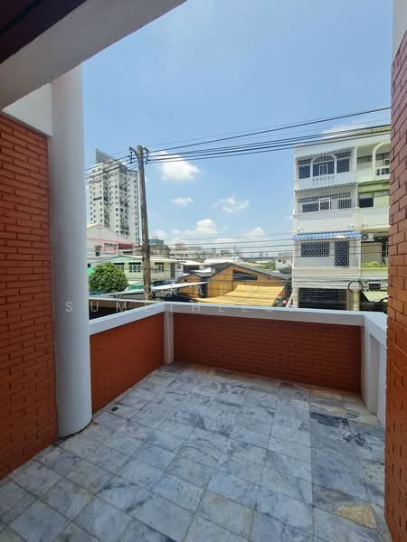 4-BR Townhouse, Bangkok, Din Daeng, Din Daeng, Bangkok, 4 Bedrooms, 96 sqm, Townhouse For Sale, by Orapa Sumetheesirisakul, 500238290 - DDproperty.com
