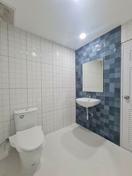 4-BR Townhouse, Bangkok, Din Daeng, Din Daeng, Bangkok, 4 Bedrooms, 96 sqm, Townhouse For Sale, by Orapa Sumetheesirisakul, 500238290 - DDproperty.com