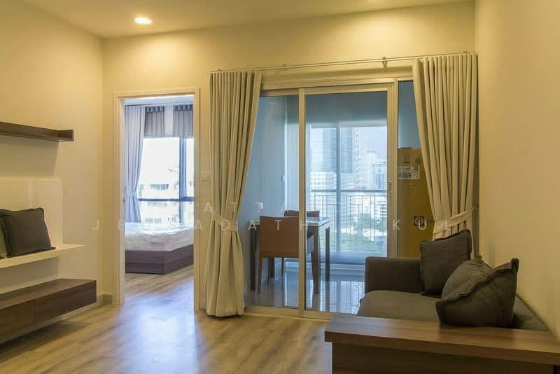 Centric Sathorn-St Louis, Bangkok, Sathorn Nua Road, Yan Nawa, Sathon, Bangkok, 1 Bedroom, 35 sqm, Condo For Rent, by Nattapol Jedsadathitikul, 500238303 - DDproperty.com