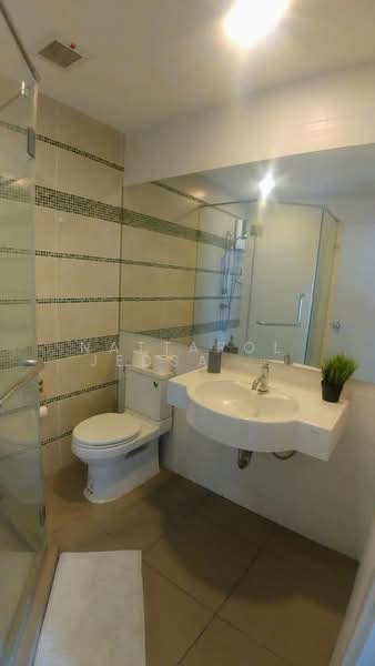 Centric Sathorn-St Louis, Bangkok, Sathorn Nua Road, Yan Nawa, Sathon, Bangkok, 1 Bedroom, 35 sqm, Condo For Rent, by Nattapol Jedsadathitikul, 500238303 - DDproperty.com