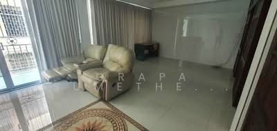 ขาย - บ้าน 4-ห้องนอน, กรุงเทพ