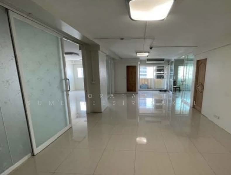 ITF Silom Palace : ไอทีเอฟ สีลม พาเลส, กรุงเทพ, 160 ซอย นราธิวาสราชนครินทร์ 1, สุริยวงศ์, บางรัก, กรุงเทพ, 160 ตร.ม., คอนโด ขาย, โดย Orapa Sumetheesirisakul, 500238343 - DDproperty.com