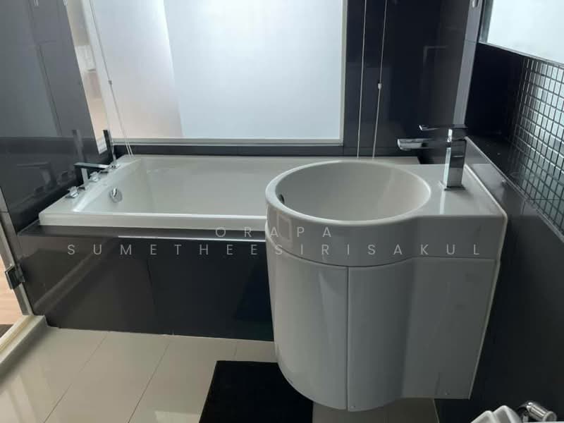 Rhythm Sathorn, Bangkok, 141 Soi Sathorn 21, Yan Nawa, Sathon, Bangkok, 2 Bedrooms, 64 sqm, Condo For Sale, by Orapa Sumetheesirisakul, 500238363 - DDproperty.com