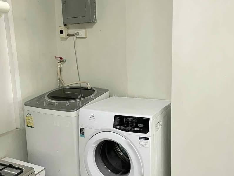 Fifty Fifth Tower, Bangkok, 84 Soi Sukhumvit 55, Sukhumvit Road, Khlong Tan Nua, Watthana, Bangkok, 2 Bedrooms, 102 sqm, Condo For Rent, by Wanwisa Khanthongkham, 500238390 - DDproperty.com