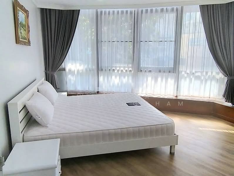 Fifty Fifth Tower, Bangkok, 84 Soi Sukhumvit 55, Sukhumvit Road, Khlong Tan Nua, Watthana, Bangkok, 2 Bedrooms, 102 sqm, Condo For Rent, by Wanwisa Khanthongkham, 500238390 - DDproperty.com