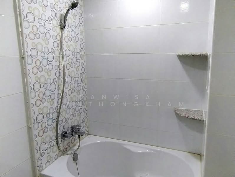 Fifty Fifth Tower, Bangkok, 84 Soi Sukhumvit 55, Sukhumvit Road, Khlong Tan Nua, Watthana, Bangkok, 2 Bedrooms, 102 sqm, Condo For Rent, by Wanwisa Khanthongkham, 500238390 - DDproperty.com