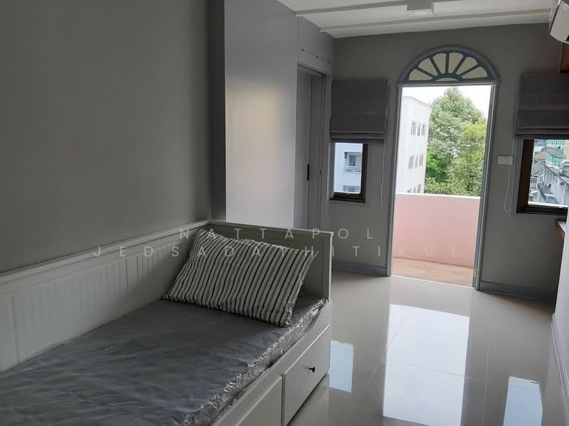 Thewet Mansion : เทเวศร์ แมนชั่น, กรุงเทพ, ซอย เทเวศร์ 1, บางขุนพรหม, พระนคร, กรุงเทพ, 70 ตร.ม., คอนโด ให้เช่า, โดย Nattapol Jedsadathitikul, 500238399 - DDproperty.com