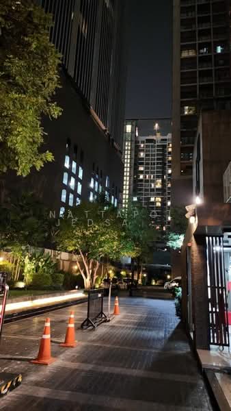 Noble Refine, Bangkok, Soi Sukhumvit 26, Sukhumvit Road, Khong Tan, Khlong Toei, Bangkok, 1 Bedroom, 55 sqm, Condo For Rent, by Nattapol Jedsadathitikul, 500238419 - DDproperty.com