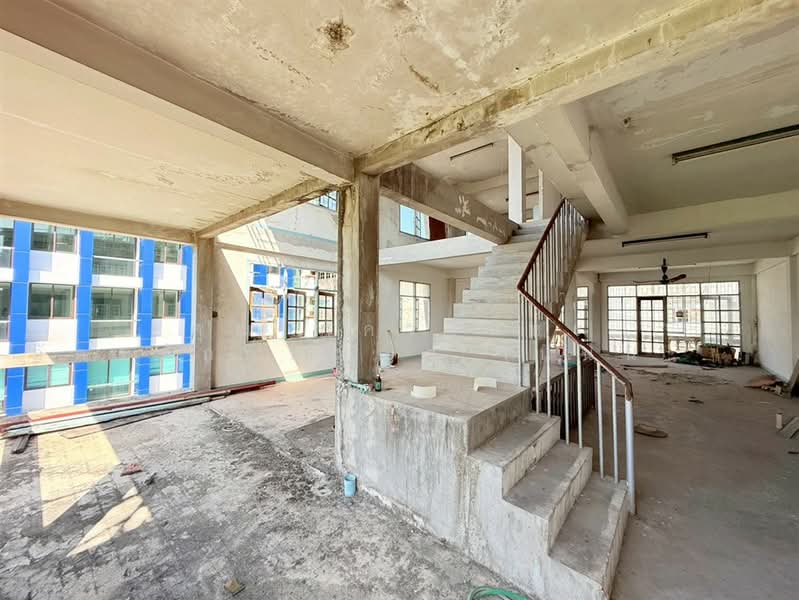 อาคารพาณิชย์ 5.5 ชั้น 33 ตร.ว. อาคารพาณิชย์ ซอยรัชดาภิเษก19 ถนนรัชดาภิเษก, กรุงเทพ, ถนนรัชดาภิเษ, วัดท่าพระ, บางกอกใหญ่, กรุงเทพ, 180 ตร.ม., ตึกแถว-อาคารพาณิชย์ ขาย, โดย คุณ ภัควรินธร อัครศักดิ์ปัญญา (แนน), 500238455 - DDproperty.com