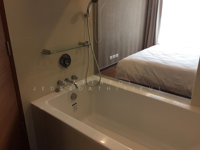 IDEO Morph 38, Bangkok, 88 Sukhumvit Road, Phra Kanong, Khlong Toei, Bangkok, 2 Bedrooms, 71 sqm, Condo For Rent, by Nattapol Jedsadathitikul, 500238470 - DDproperty.com