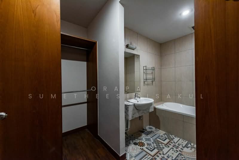Von Napa Sukhumvit 38, Bangkok, Soi Sukhumvit 38, Phra Kanong, Khlong Toei, Bangkok, 1 Bedroom, 54 sqm, Condo For Sale, by Orapa Sumetheesirisakul, 500238496 - DDproperty.com