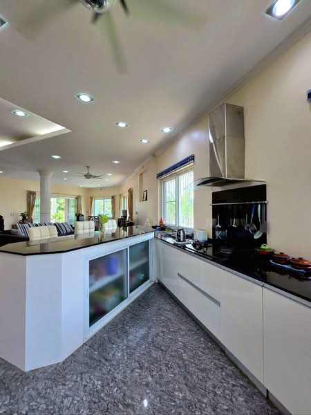 จอหอ, Nakhon Ratchasima, Cho Ho, Muang Nakhon Ratchasima, Nakhon Ratchasima, 4 Bedrooms, 245 sqm, Single Detached House For Sale, by Nipawan Thurasuk, 500238505 - DDproperty.com