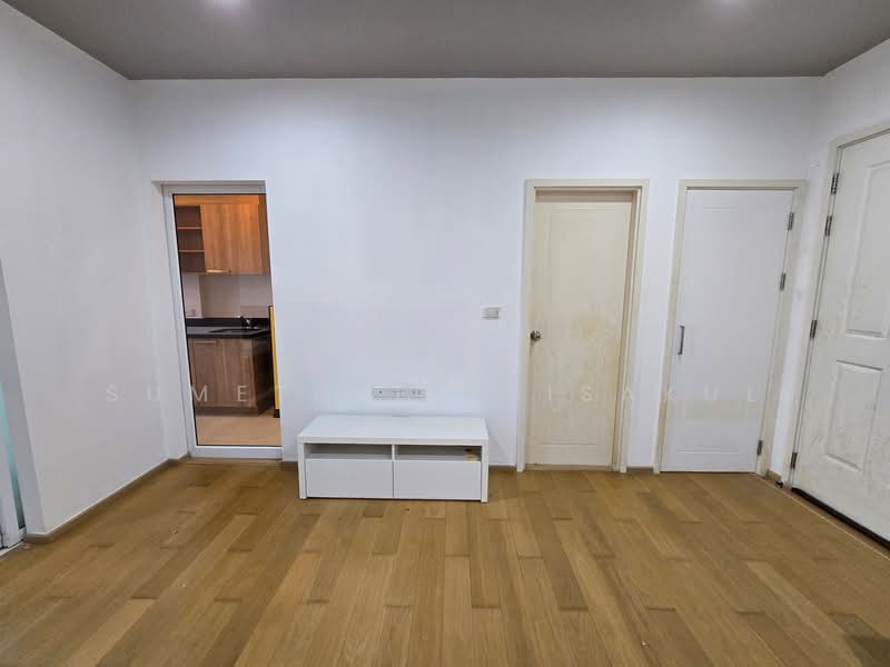 Hive Sathorn, Bangkok, Krung Thonburi Road, Khlong Ton Sai, Khlong San, Bangkok, 1 Bedroom, 45 sqm, Condo For Sale, by Orapa Sumetheesirisakul, 500238524 - DDproperty.com