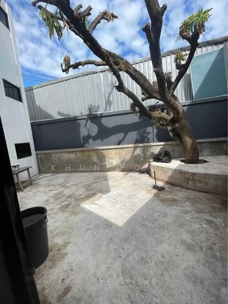 For Sale / Rent: 3.5-Storey Single Detached House in Udomsuk Area (SPSSR168), Bangkok, ถนน อุดมสุข, Bang Na Nuea, Bang Na, Bangkok, 2 Bedrooms, 224 sqm, Single Detached House For Sale, by Khun Poon, 500238573 - DDproperty.com