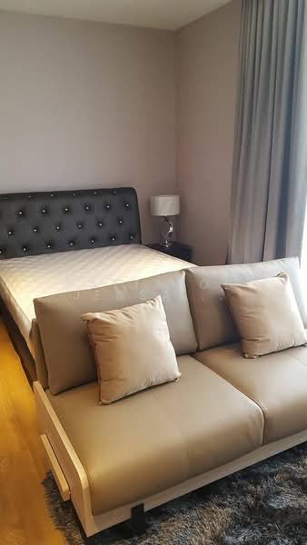 Park Origin Phrom Phong (Park 24), Bangkok, 68 Soi Sukhumvit 24, Khong Tan, Khlong Toei, Bangkok, 1 Bedroom, 30 sqm, Condo For Rent, by Nattapol Jedsadathitikul, 500238575 - DDproperty.com