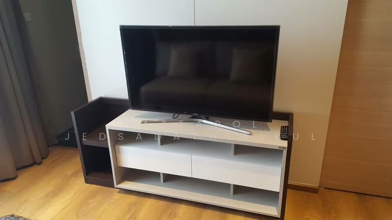 Park Origin Phrom Phong (Park 24), Bangkok, 68 Soi Sukhumvit 24, Khong Tan, Khlong Toei, Bangkok, 1 Bedroom, 30 sqm, Condo For Rent, by Nattapol Jedsadathitikul, 500238575 - DDproperty.com