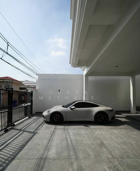 4-BR Townhouse, Bangkok, Khlong Tan Nua, Watthana, Bangkok, 4 Bedrooms, 270 sqm, Townhouse For Sale, by Orapa Sumetheesirisakul, 500238623 - DDproperty.com