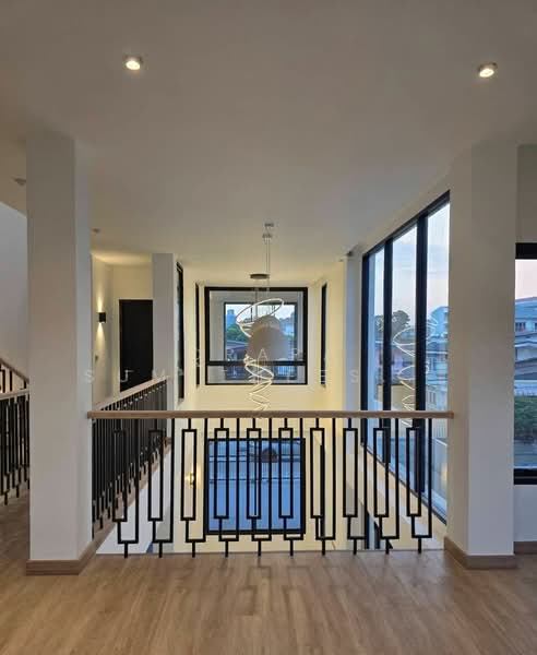 4-BR Townhouse, Bangkok, Khlong Tan Nua, Watthana, Bangkok, 4 Bedrooms, 270 sqm, Townhouse For Sale, by Orapa Sumetheesirisakul, 500238623 - DDproperty.com