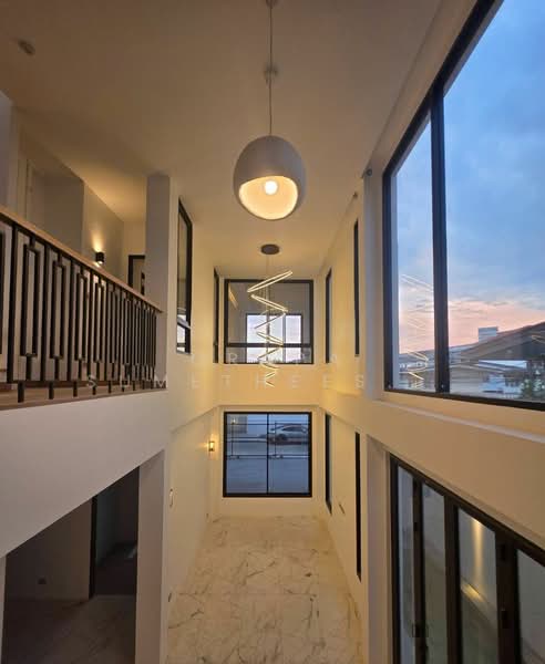 4-BR Townhouse, Bangkok, Khlong Tan Nua, Watthana, Bangkok, 4 Bedrooms, 270 sqm, Townhouse For Sale, by Orapa Sumetheesirisakul, 500238623 - DDproperty.com