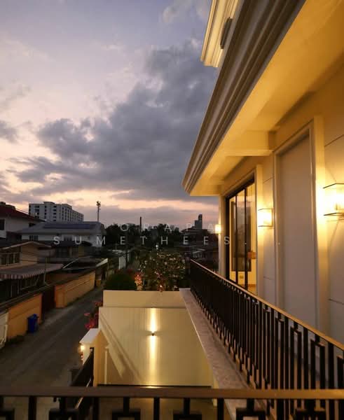 4-BR Townhouse, Bangkok, Khlong Tan Nua, Watthana, Bangkok, 4 Bedrooms, 270 sqm, Townhouse For Sale, by Orapa Sumetheesirisakul, 500238623 - DDproperty.com