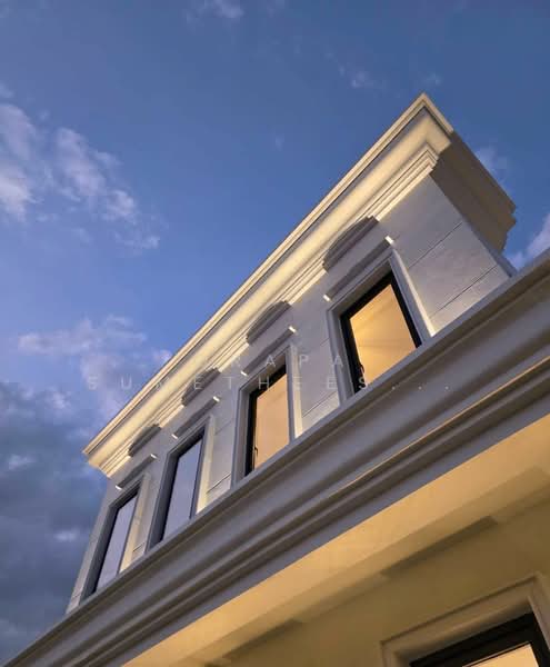 4-BR Townhouse, Bangkok, Khlong Tan Nua, Watthana, Bangkok, 4 Bedrooms, 270 sqm, Townhouse For Sale, by Orapa Sumetheesirisakul, 500238623 - DDproperty.com