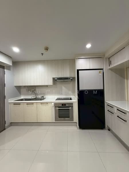 The Waterford Sukhumvit 50, Bangkok, 890 Soi Sukhumvit 50, Phra Kanong, Khlong Toei, Bangkok, 2 Bedrooms, 96 sqm, Condo For Sale, by Nuttharom Linla, 500238741 - DDproperty.com