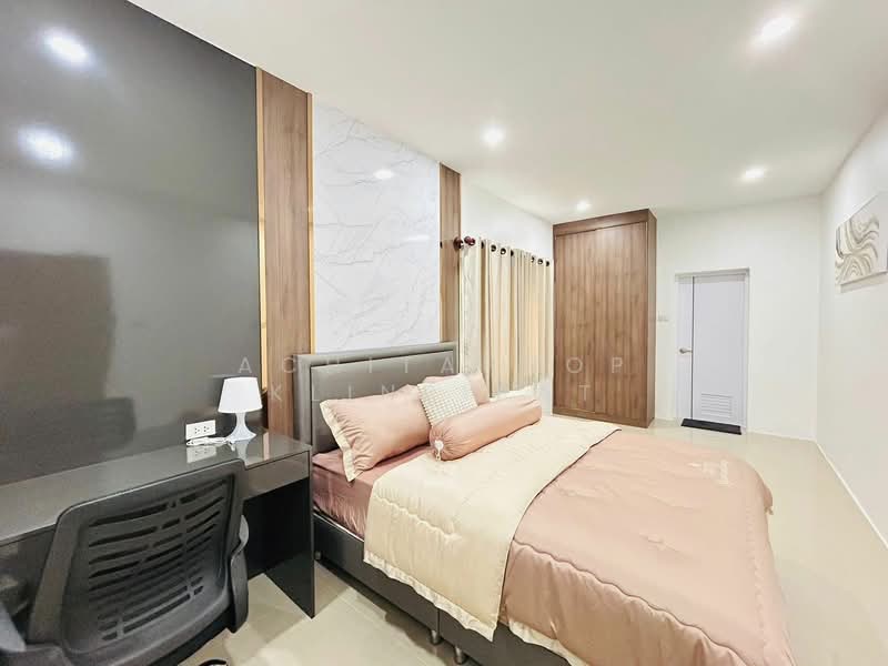 บ้าน 3-ห้องนอน, ชลบุรี, หนองปรือ, บางละมุง, ชลบุรี, 240 ตร.ม., บ้านเดี่ยว ขาย, โดย Achitaphop Klinpipat, 500238768 - DDproperty.com