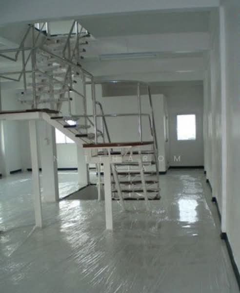 3-BR Townhouse, Bangkok, Rong Muang, Pathum Wan, Bangkok, 3 Bedrooms, 350 sqm, Townhouse For Sale, by Nuttharom Linla, 500238771 - DDproperty.com